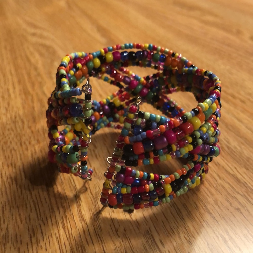 Colorful beaded cuff bracelet - Picture 4 of 4